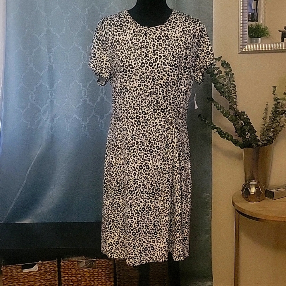NWT Old Navy leopard stretchy shift dress - large